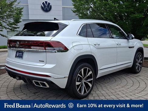 Certified 2025 Volkswagen Atlas Cross Sport SEL Premium R-Line AWD/4WD image 7