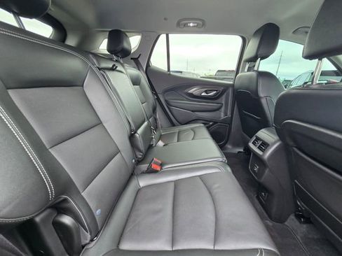 Used 2024 GMC Terrain SLT w/ Tech Package AWD/4WD image 13