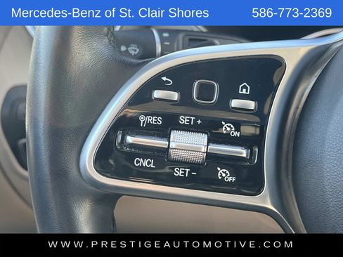 Used 2022 Mercedes-Benz GLC 300 GLC 300 image 32