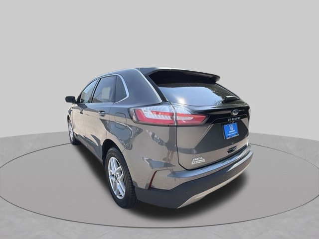 Used 2024 Ford Edge SEL AWD/4WD image 3