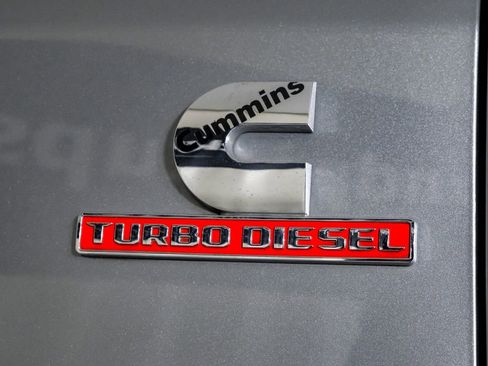 Used 2022 RAM 3500 Laramie image 46