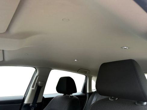 Used 2023 Honda HR-V LX image 17
