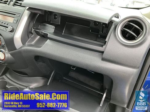 Used 2014 Nissan Versa Note SV image 24