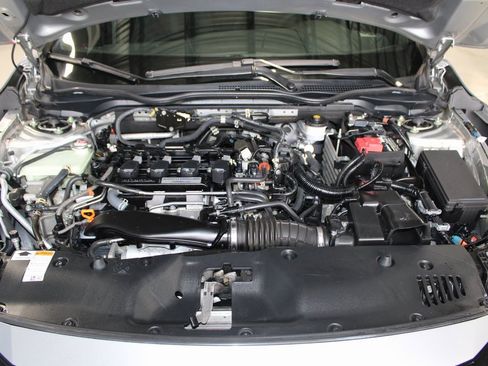 Used 2018 Honda Civic Sport image 13