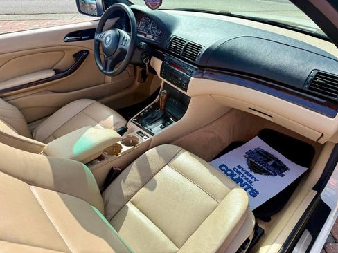 Used 2005 BMW 330Ci Convertible image 13