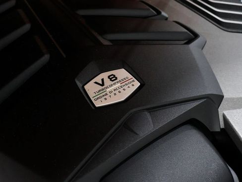 Used 2021 Lamborghini Urus AWD/4WD image 63