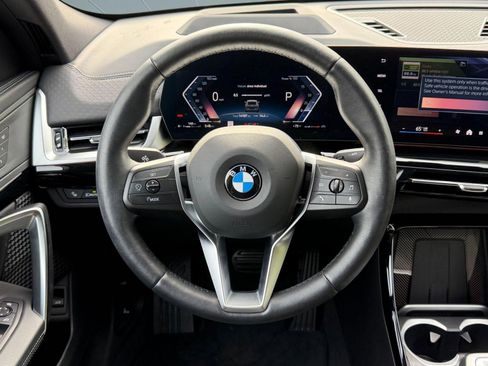 Certified 2025 BMW X2 xDrive28i AWD/4WD image 16