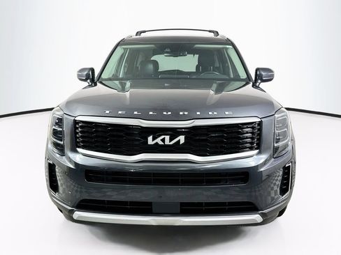 Used 2022 Kia Telluride EX w/ EX Premium Package FWD image 5