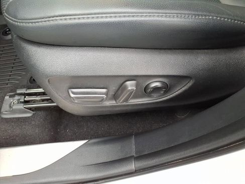 Used 2023 Toyota Highlander Platinum image 27