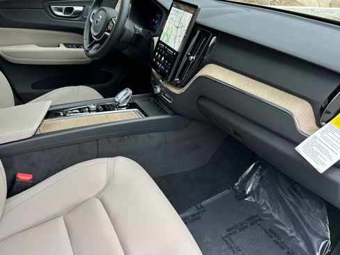 New 2026 Volvo XC60 B5 Plus w/ Protection Package Premier AWD/4WD image 12