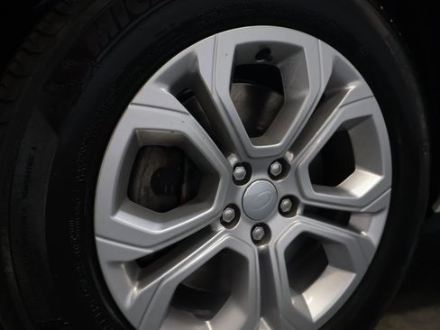 Used 2021 Land Rover Range Rover Evoque S image 29