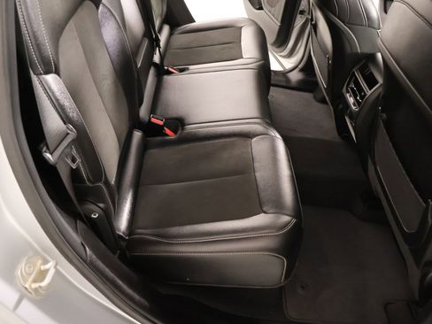 Used 2024 Jeep Grand Cherokee Altitude RWD image 14
