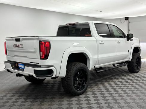 New 2025 GMC Sierra 1500 AT4 w/ AT4 Premium Package image 8