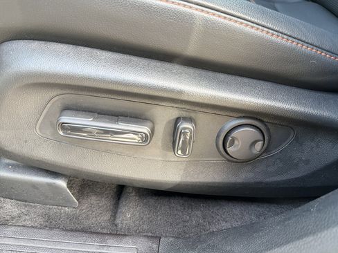 Used 2025 Honda CR-V Sport-L image 11