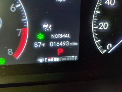 Used 2025 Honda Odyssey Sport-L image 17