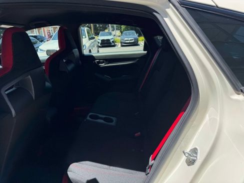 Used 2024 Honda Civic Type R image 11