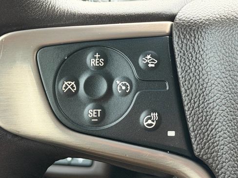 Used 2016 GMC Yukon XL Denali w/ Open Road Package image 39