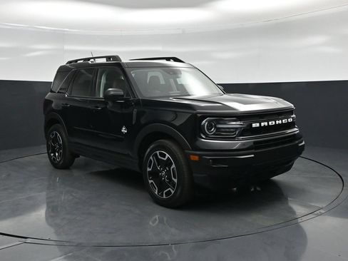 Used 2023 Ford Bronco Sport Outer Banks w/ Tech Package AWD/4WD image 22