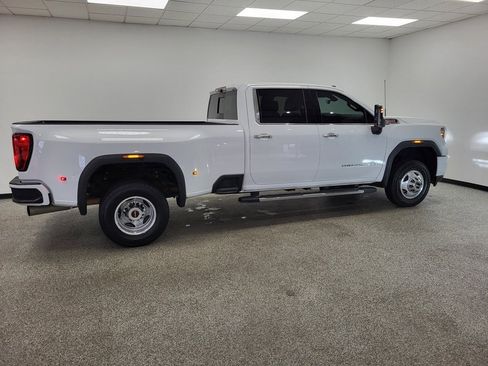 Used 2022 GMC Sierra 3500 Denali w/ Technology Package image 8
