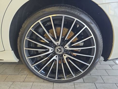 Used 2023 Mercedes-Benz S 580 4MATIC Sedan image 38