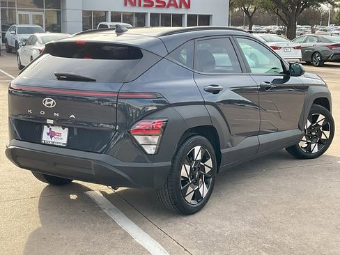 Used 2025 Hyundai Kona SEL image 5