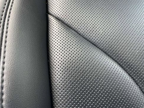 Used 2022 Lincoln Nautilus Reserve image 19