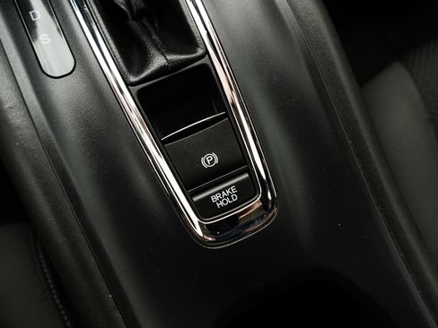 Certified 2022 Honda HR-V EX image 30