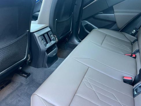 Used 2025 BMW X3 xDrive30 w/ Convenience Package AWD/4WD image 26