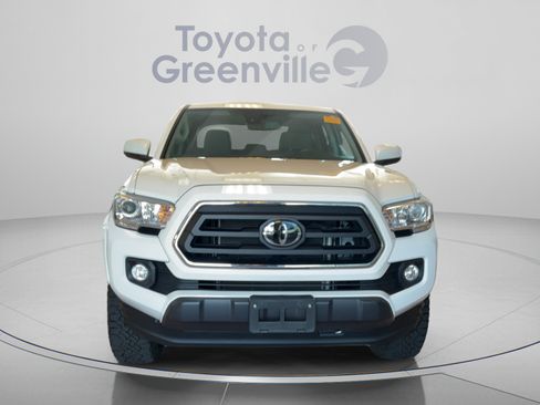 Used 2022 Toyota Tacoma SR5 RWD image 9