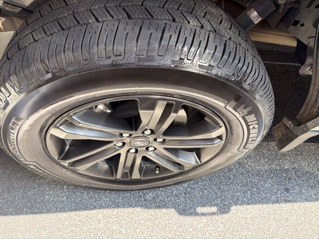 Used 2022 Ford F150 Lariat AWD/4WD image 15