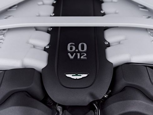 Used 2014 Aston Martin DB9 Coupe RWD image 30