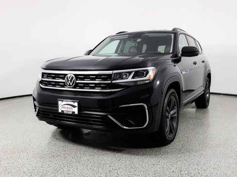 Used 2021 Volkswagen Atlas SE image 3
