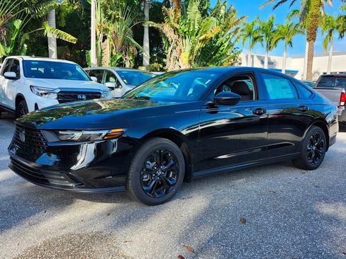 New 2025 Honda Accord SE image 3