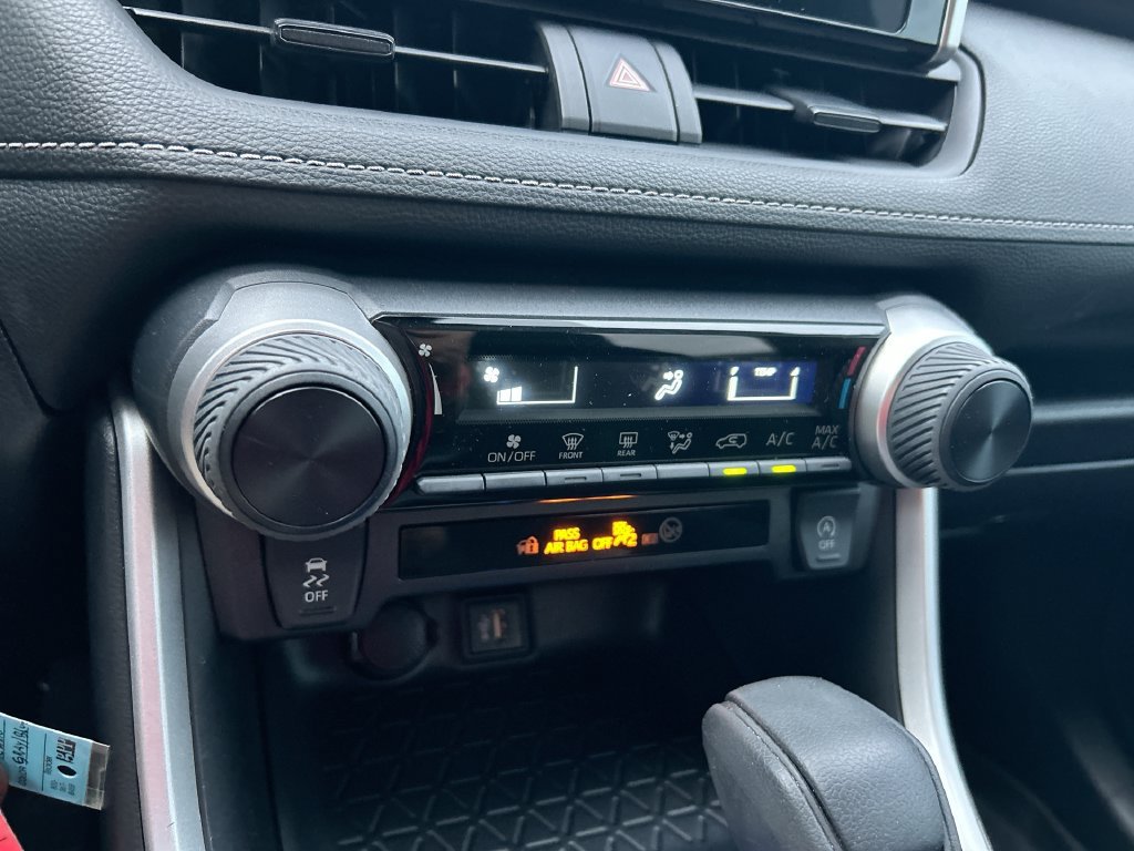 Certified 2024 Toyota RAV4 LE FWD image 24