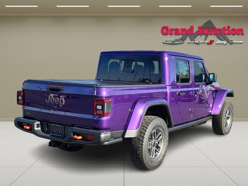 New 2026 Jeep Gladiator Mojave image 5