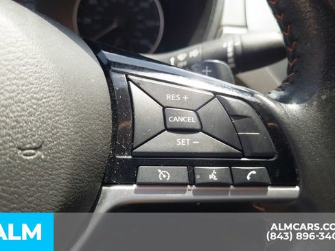 Used 2024 Nissan Altima 2.5 SR FWD image 12