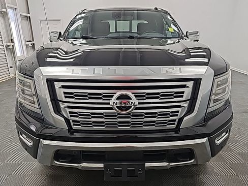 Used 2020 Nissan Titan Platinum Reserve w/ Moonroof Package image 3