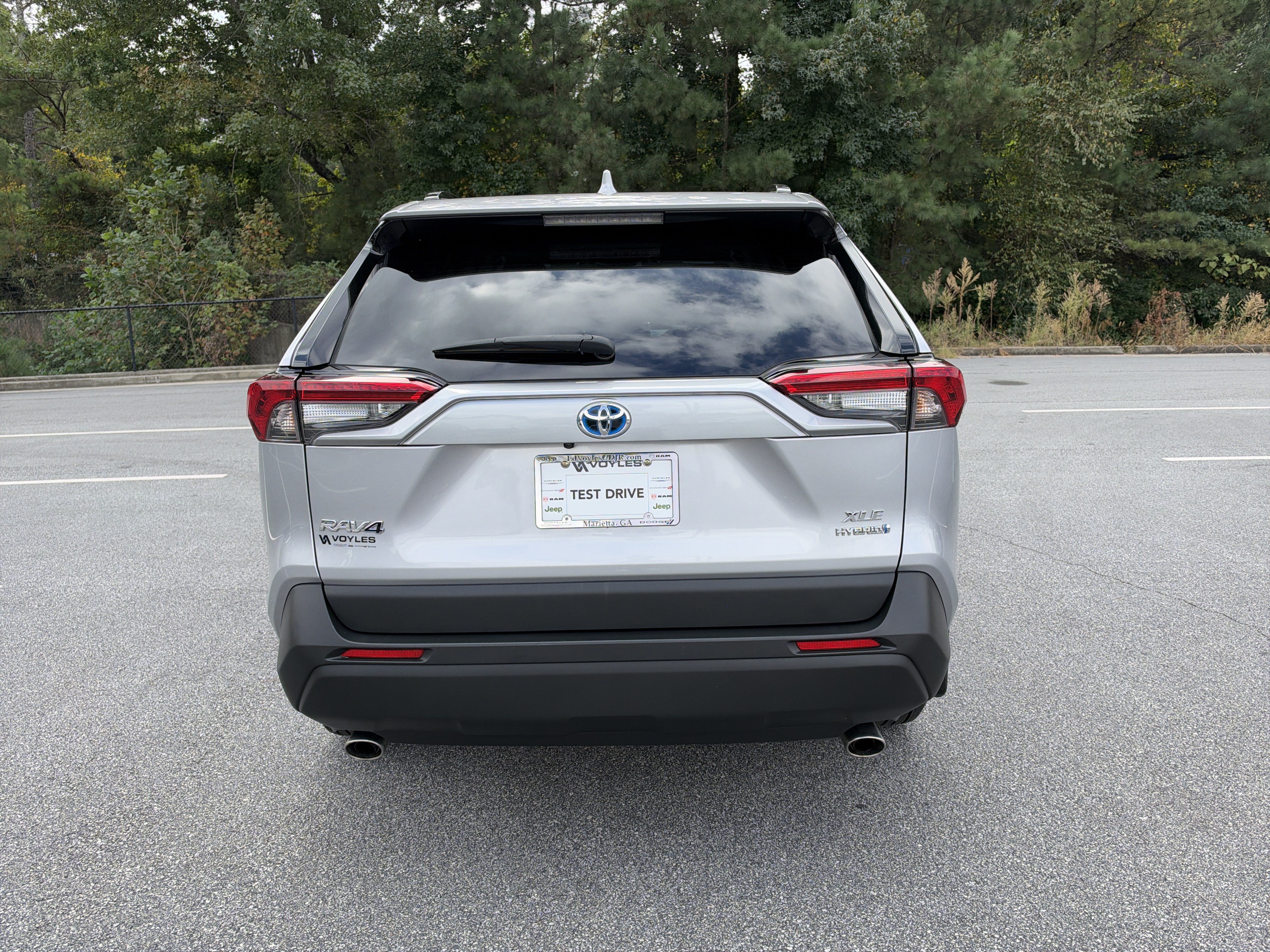 Used 2024 Toyota RAV4 XLE w/ Convenience Package AWD/4WD image 7