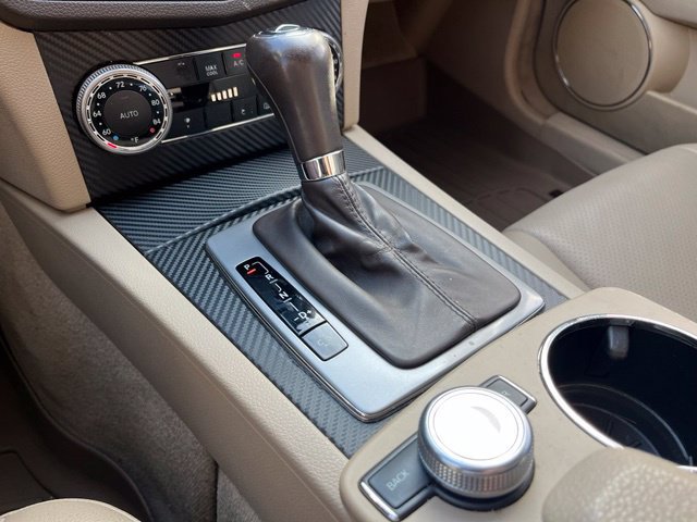 Used 2010 Mercedes-Benz C 300 4MATIC Sedan image 28