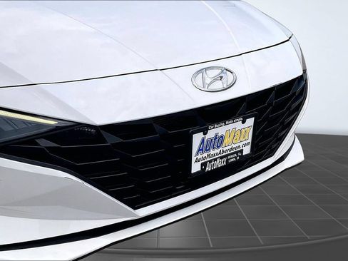 Used 2023 Hyundai Elantra SEL w/ Convenience Package FWD image 36