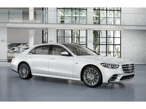 Used 2025 Mercedes-Benz S 580e 4MATIC Sedan image 12
