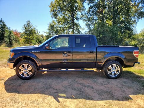 Used 2014 Ford F150 Lariat w/ Equipment Group 501A Mid image 4