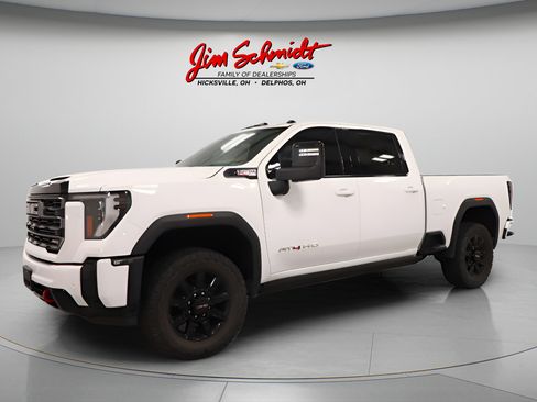 Used 2026 GMC Sierra 2500 AT4 w/ AT4 Premium Plus Package AWD/4WD image 2