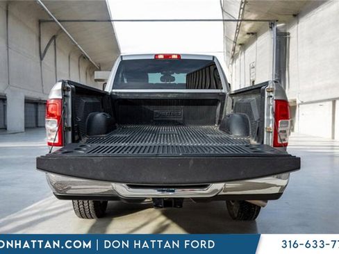 Used 2024 RAM 2500 Big Horn image 32