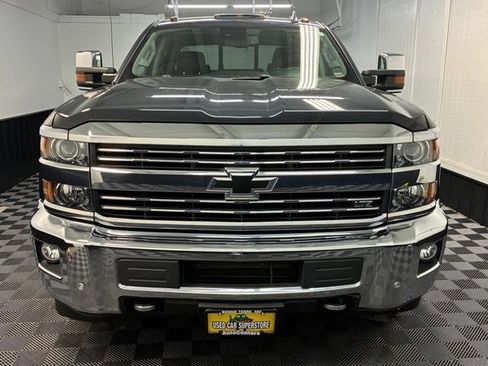 Used 2017 Chevrolet Silverado 2500 LTZ image 2