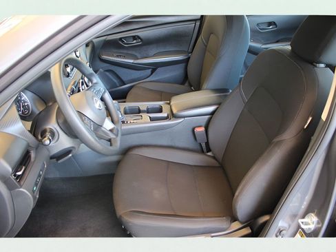 Used 2024 Nissan Sentra S image 11