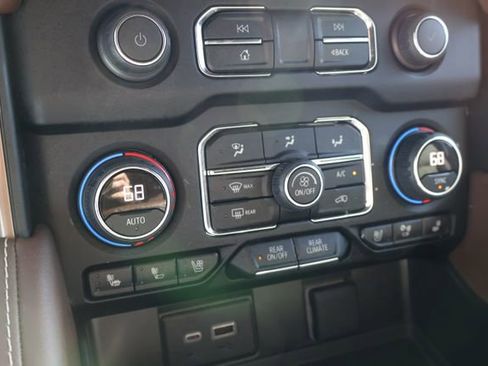 Used 2023 Chevrolet Suburban High Country w/ Max Trailering Package image 20