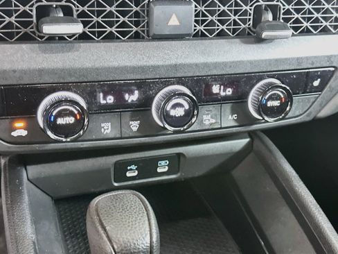 Used 2023 Honda Accord EX image 22