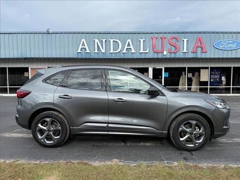 Used 2023 Ford Escape ST-Line w/ Tech Pack #1 image 6