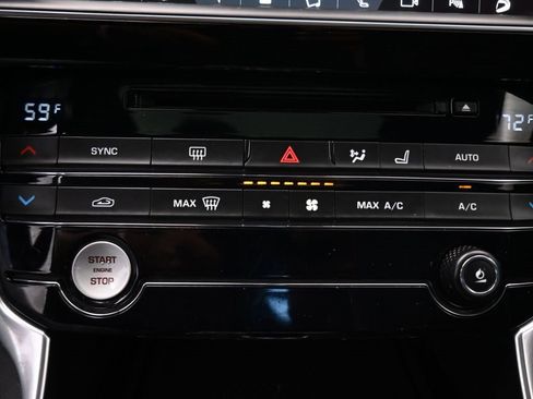 Used 2019 Jaguar XE S image 22